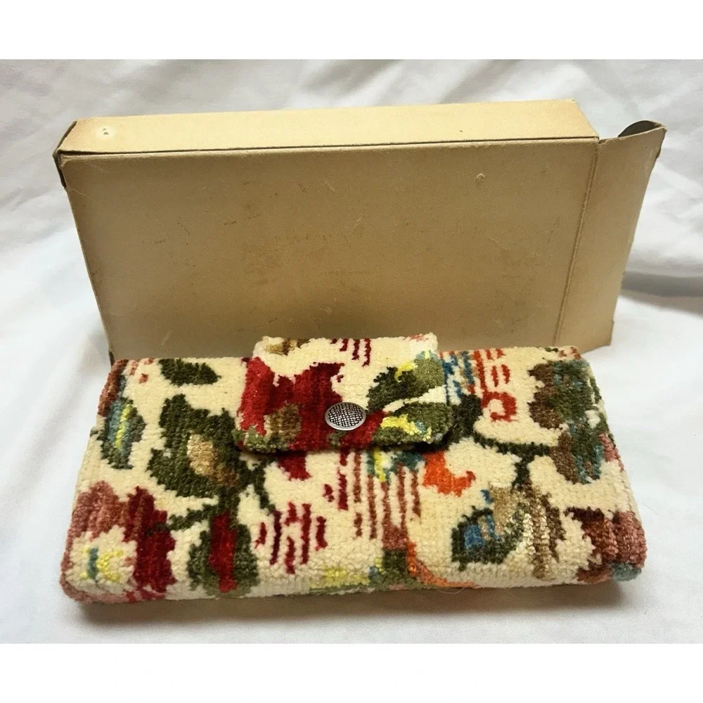VTG NOS Needlepoint Tapestry Trifold Clutch Wallet Boho Cottagecore Floral